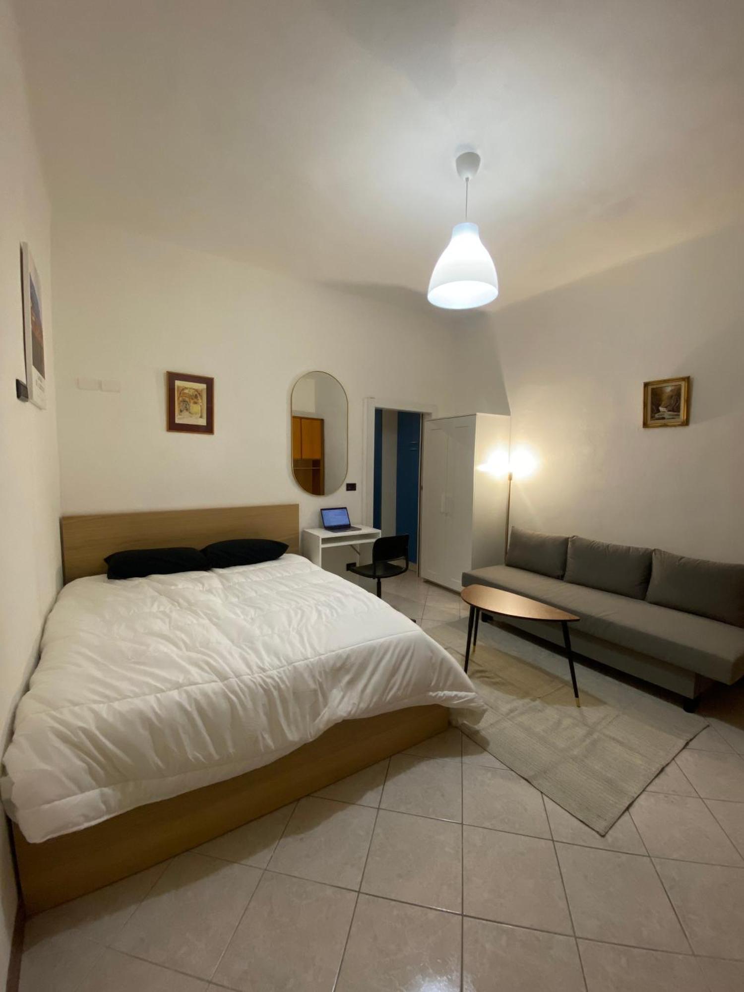 Lake Front Apartments, Lecco Zimmer foto